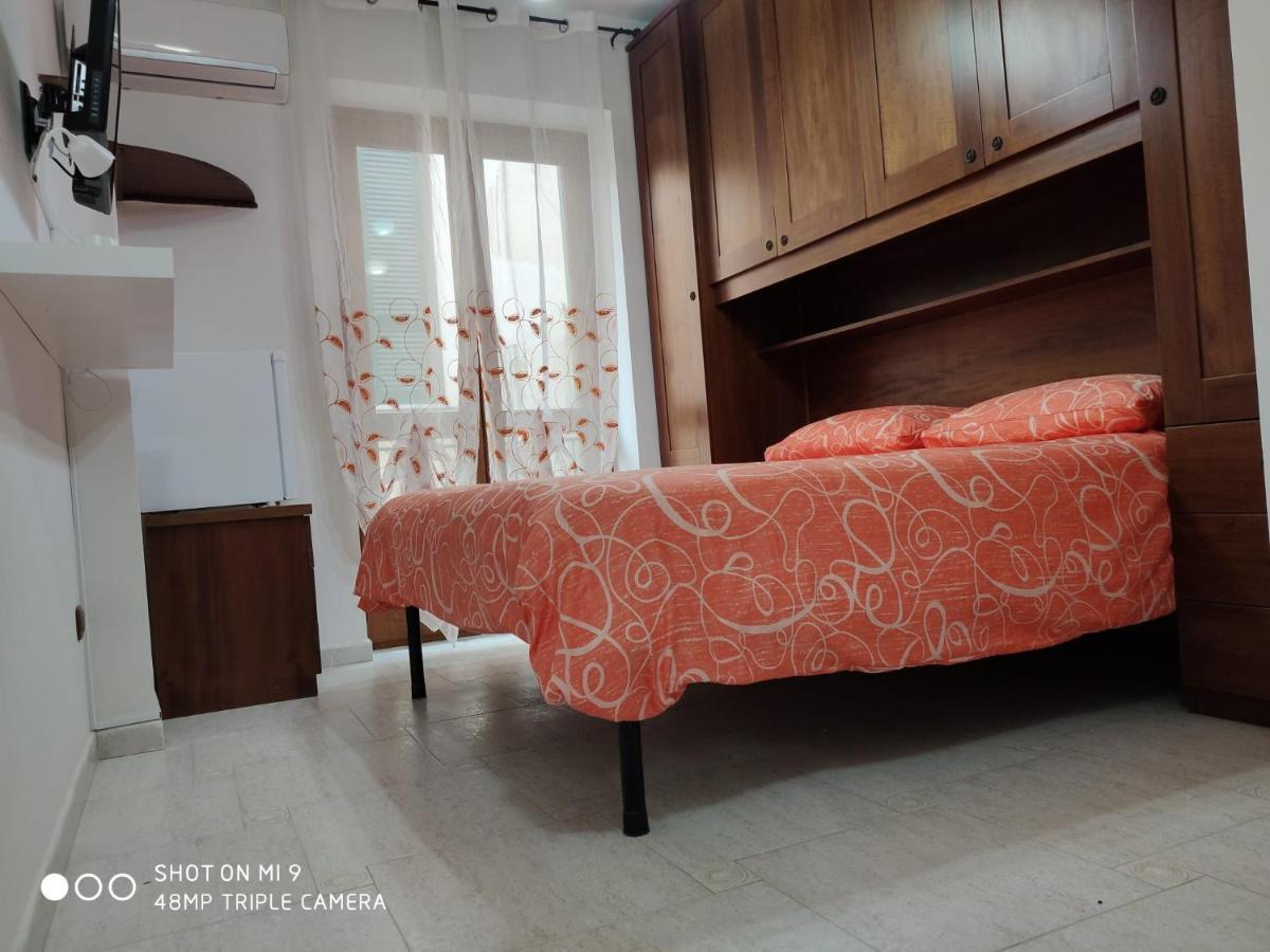 La Dimora Di Bronzo Hotel Napoli Eksteriør billede