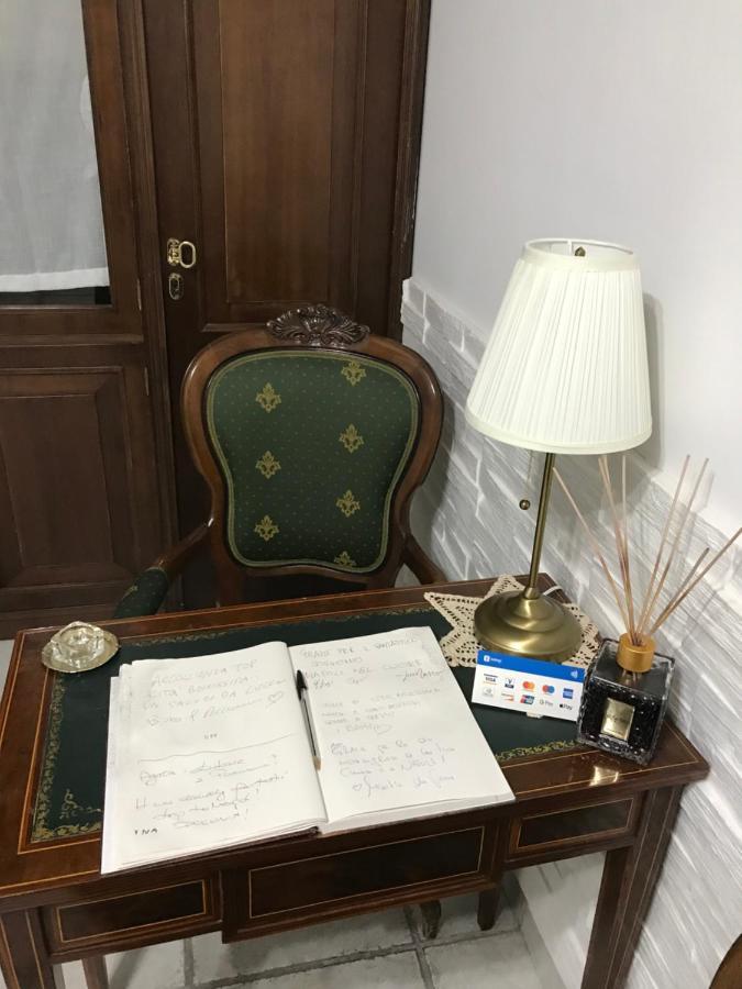 La Dimora Di Bronzo Hotel Napoli Eksteriør billede
